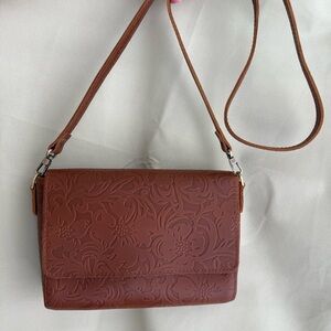 EUC Portland Leather Meadow Metro crossbody